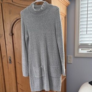 Max Studio Gray Long Sleeve Dress